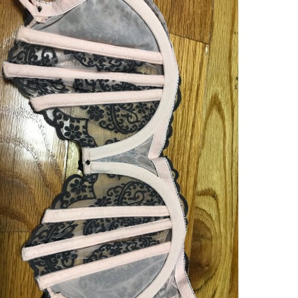 Victoria's Secret boned bra corral salmon peach black flocked style Limired - Picture 2 of 6
